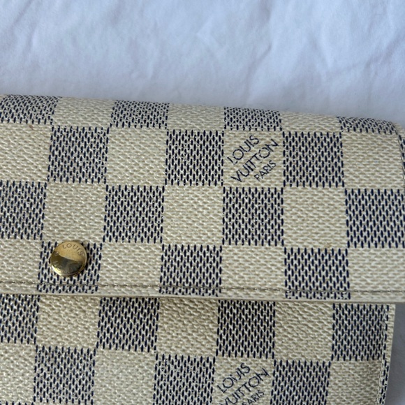 Auth Louis Vuitton Damier Azur Portefeuille Sarah long wallet in box - Picture 9 of 16